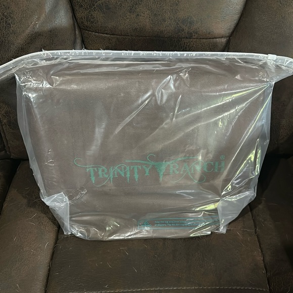 Trinity Ranch Vintage Floral Tooled Leather Conceal Carry Bag NWT - Picture 4 of 6